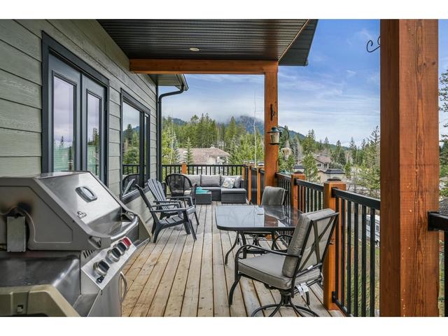 4961 Mountain Top Drive, House detached with 3 bedrooms, 3 bathrooms and null parking in East Kootenay F BC | Image 59