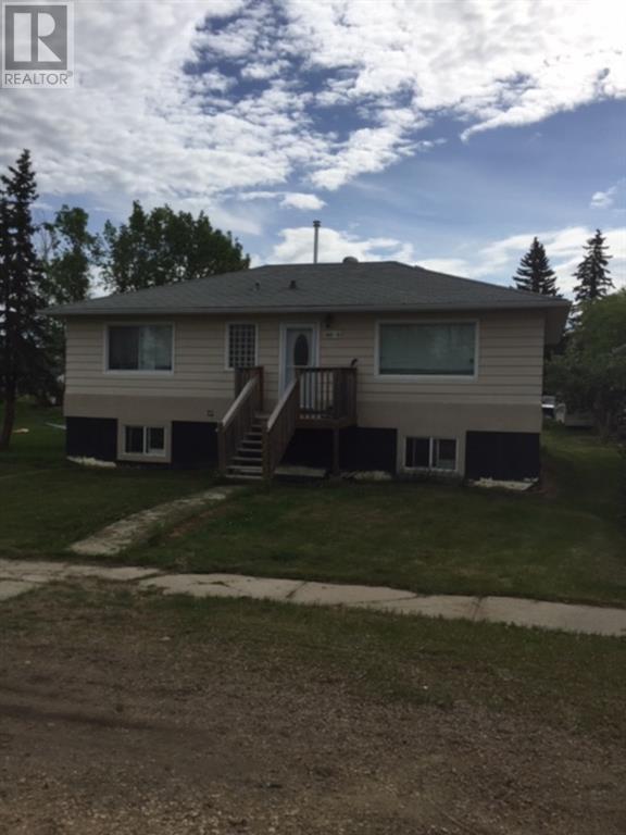 4609 54 Street, House detached with 2 bedrooms, 1 bathrooms and 2 parking in Mayerthorpe AB | Card Image