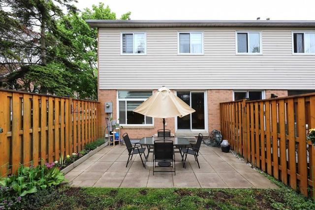 13 - 1039 Cedarglen Gate, Townhouse with 3 bedrooms, 3 bathrooms and 2 parking in Mississauga ON | Image 27