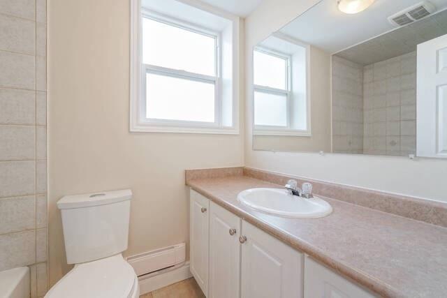 1317 King St W, House detached with 2 bedrooms, 1 bathrooms and 0 parking in Toronto ON | Image 9
