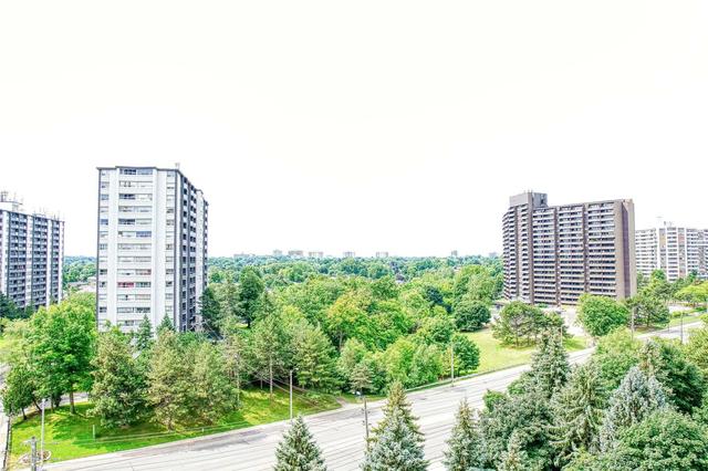 908 - 2000 Islington Ave, Condo with 3 bedrooms, 2 bathrooms and 3 parking in Toronto ON | Image 21
