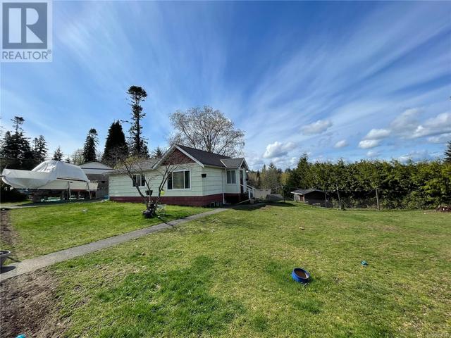 860 Greenwood St, House detached with 3 bedrooms, 1 bathrooms and 4 parking in Campbell River BC | Image 1