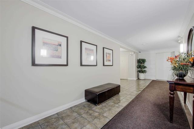 203 - 35 Hunt Ave, Condo with 2 bedrooms, 2 bathrooms and 1 parking in Richmond Hill ON | Image 25