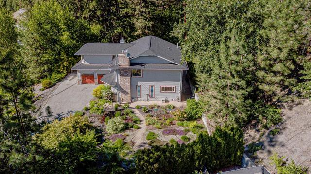 3257 Juniper Drive, House detached with 3 bedrooms, 3 bathrooms and 2 parking in Okanagan Similkameen E BC | Image 14