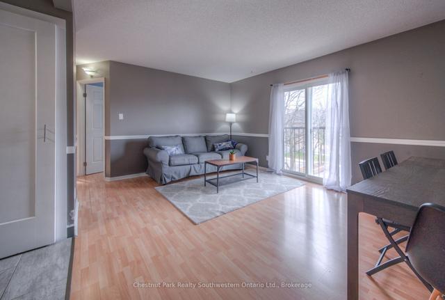 10 - 325 Northlake Dr, Condo with 2 bedrooms, 1 bathrooms and 1 parking in Waterloo ON | Image 16