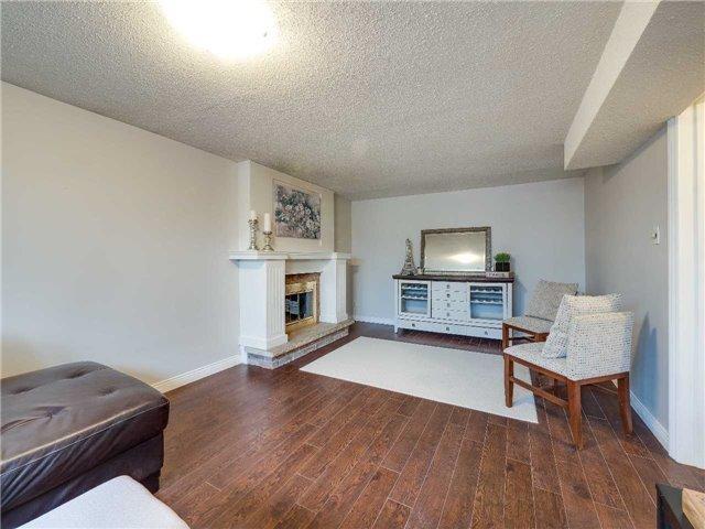 153 Forest Rd, House detached with 2 bedrooms, 3 bathrooms and 2 parking in Brantford ON | Image 18