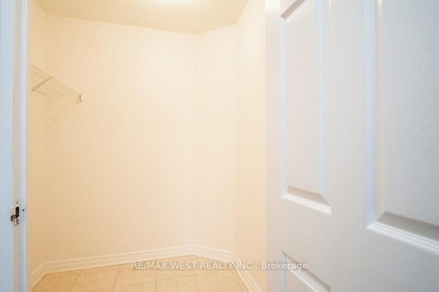 1001 - 3501 Glen Erin Dr, Condo with 3 bedrooms, 1 bathrooms and 1 parking in Mississauga ON | Image 17
