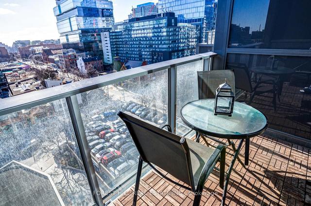 915 - 120 Parliament St, Condo with 2 bedrooms, 2 bathrooms and 1 parking in Toronto ON | Image 8