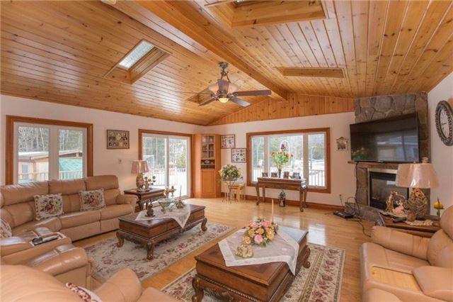 15 Courtney Lane E, House detached with 4 bedrooms, 3 bathrooms and 6 parking in Kawartha Lakes ON | Image 12