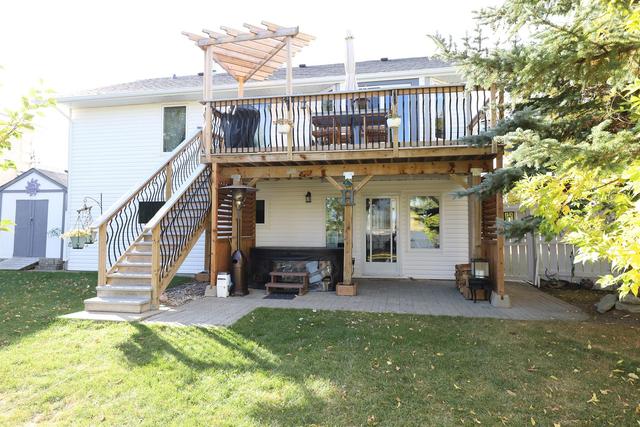 586 Thistle Crescent, House detached with 4 bedrooms, 3 bathrooms and 4 parking in Improvement District No.  4 Waterton AB | Image 46