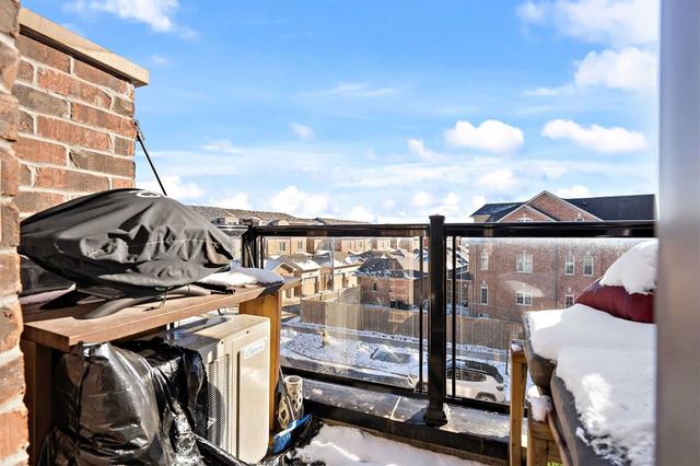 282 - 60 Parrotta Dr, Townhouse with 2 bedrooms, 2 bathrooms and 1 parking in Toronto ON | Image 11