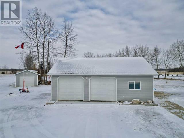 4702 50 Avenue, House detached with 3 bedrooms, 2 bathrooms and 6 parking in Smoky River No. 130 AB | Image 2