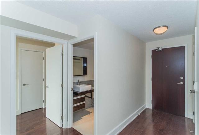 lpho8 - 676 Sheppard Ave E, Condo with 2 bedrooms, 2 bathrooms and 2 parking in Toronto ON | Image 7