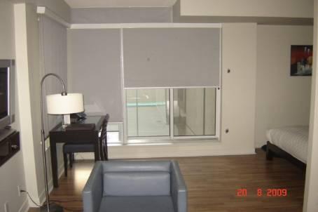 605 - 8 Colborne St, Condo with 1 bedrooms, 1 bathrooms and null parking in Toronto ON | Image 1
