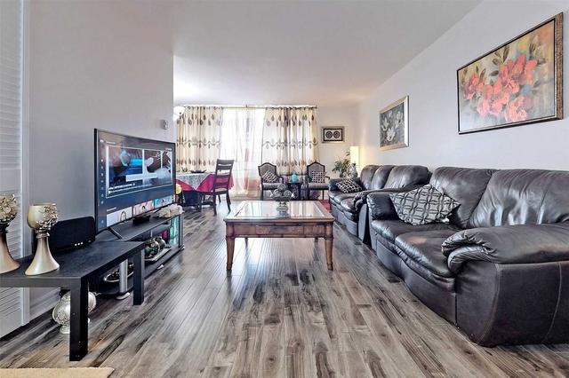 2209 - 5 Massey Sq, Condo with 3 bedrooms, 2 bathrooms and 2 parking in Toronto ON | Image 40