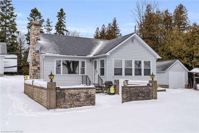 117 Tamarac Road, House detached with 2 bedrooms, 1 bathrooms and 4 parking in Northern Bruce Peninsula ON | Image 1