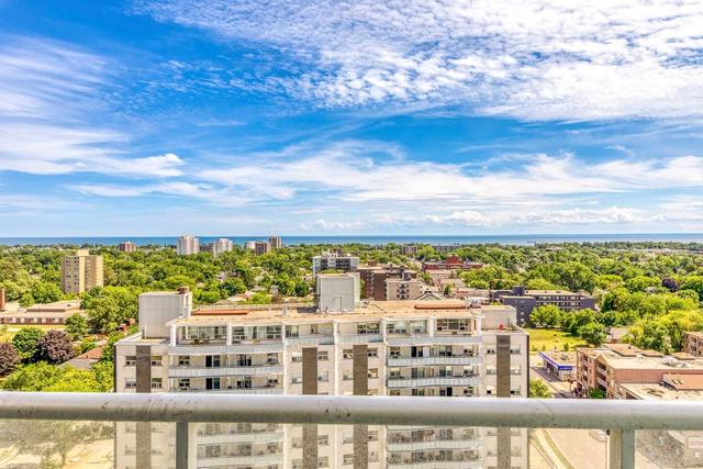 55 Speers Rd, Condo with 2 bedrooms, 2 bathrooms and 1 parking in Oakville ON | Image 10