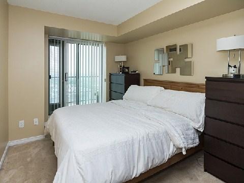 lph 5 - 23 Oneida Cres, Condo with 1 bedrooms, 1 bathrooms and 1 parking in Richmond Hill ON | Image 7