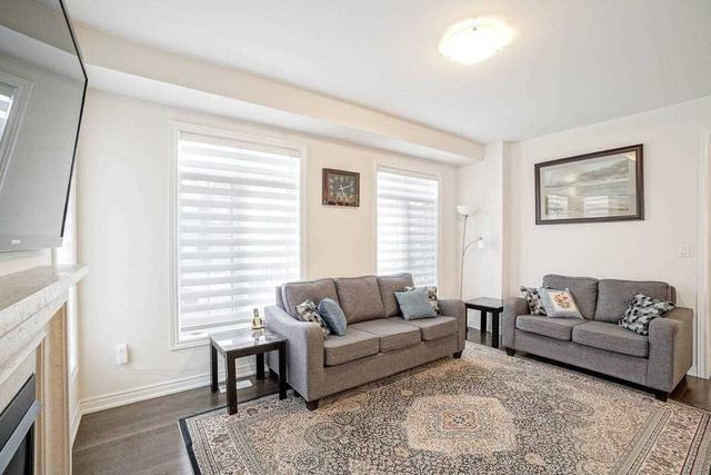 209 Kincardine St, House detached with 4 bedrooms, 4 bathrooms and 3 parking in Vaughan ON | Image 39