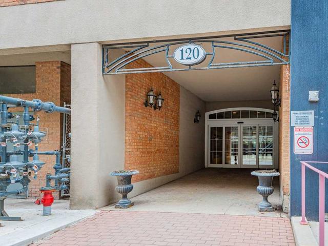 902 - 120 St Patrick St, Condo with 1 bedrooms, 1 bathrooms and 0 parking in Toronto ON | Image 1