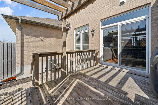 39 Princeton Pl, House attached with 3 bedrooms, 3 bathrooms and 3 parking in Belleville ON | Image 26