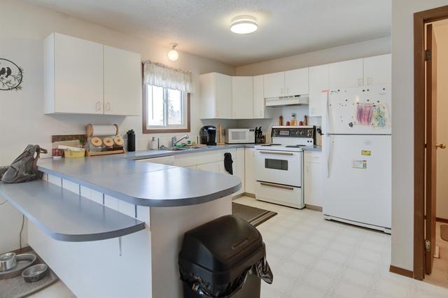 400 43a Street S, House other with 0 bedrooms, 0 bathrooms and 3 parking in Lethbridge County AB | Image 33