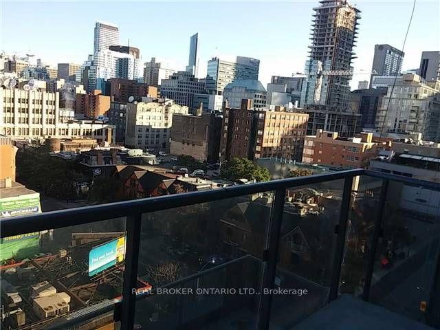 1002 - 295 Adelaide St W, Condo with 1 bedrooms, 1 bathrooms and 0 parking in Toronto ON | Image 5