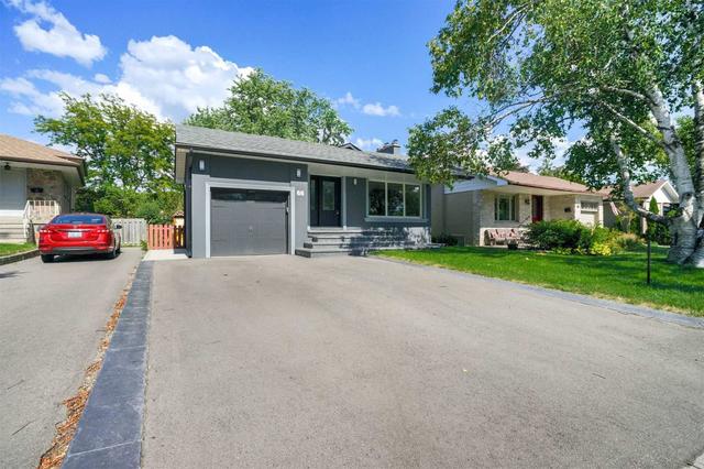 66 Guernsey Dr, House detached with 4 bedrooms, 2 bathrooms and 3 parking in Toronto ON | Image 12