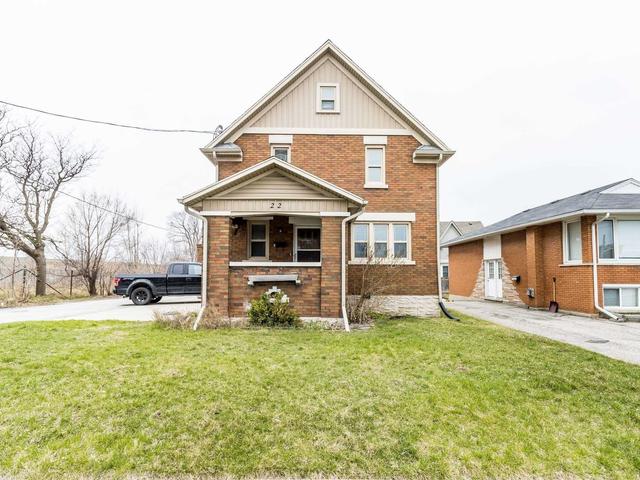 22 Dellroy Ave, House detached with 5 bedrooms, 2 bathrooms and 7 parking in Kitchener ON | Card Image