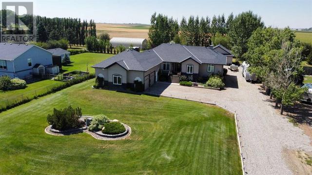 82060 Range Road 191 Range, House detached with 5 bedrooms, 3 bathrooms and 10 parking in Lethbridge County AB | Image 1