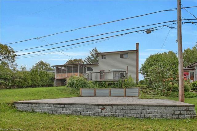 745 Aylmer Crescent, House detached with 3 bedrooms, 1 bathrooms and 5 parking in Kingston ON | Image 40