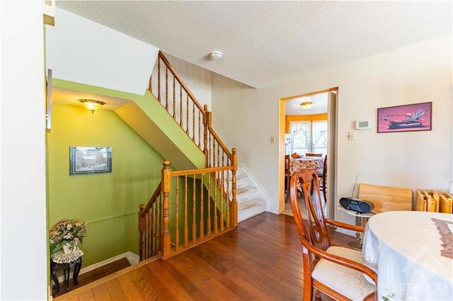 2045 Boake Street, Townhouse with 3 bedrooms, 3 bathrooms and 1 parking in Ottawa ON | Image 9