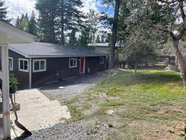 1801 Carl Thompson Road, House detached with 3 bedrooms, 1 bathrooms and 4 parking in East Kootenay C BC | Image 1