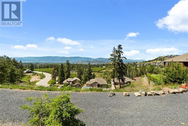 2001 Kloppenburg Court, House detached with 3 bedrooms, 4 bathrooms and 6 parking in Kelowna BC | Image 24