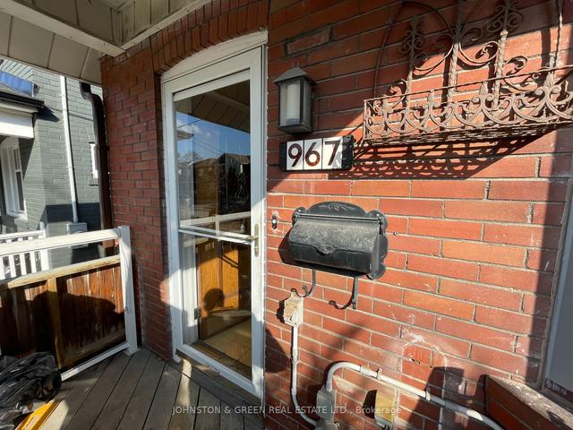 967 Greenwood Ave, House detached with 2 bedrooms, 1 bathrooms and 1 parking in Toronto ON | Image 7