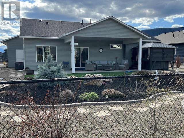 1026 10th Avenue, House detached with 3 bedrooms, 2 bathrooms and 4 parking in Invermere BC | Image 23