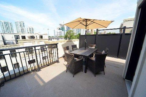 th33 - 9 Oakburn Cres, Townhouse with 3 bedrooms, 3 bathrooms and 1 parking in Toronto ON | Image 19