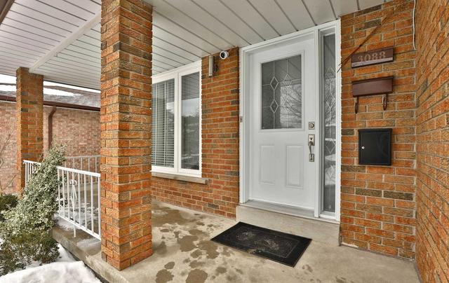 3088 Mccarthy Crt, House detached with 3 bedrooms, 4 bathrooms and 3 parking in Mississauga ON | Image 23