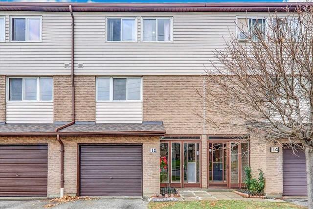 12 Torrance Rd, Townhouse with 3 bedrooms, 3 bathrooms and 2 parking in Toronto ON | Image 12