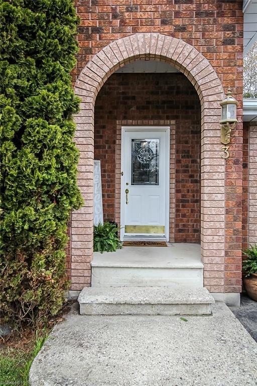 3 Kenwell Court, House detached with 5 bedrooms, 3 bathrooms and 5 parking in Wasaga Beach ON | Image 4