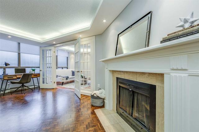 206 - 160 Frederick St, Condo with 2 bedrooms, 2 bathrooms and 1 parking in Toronto ON | Image 11