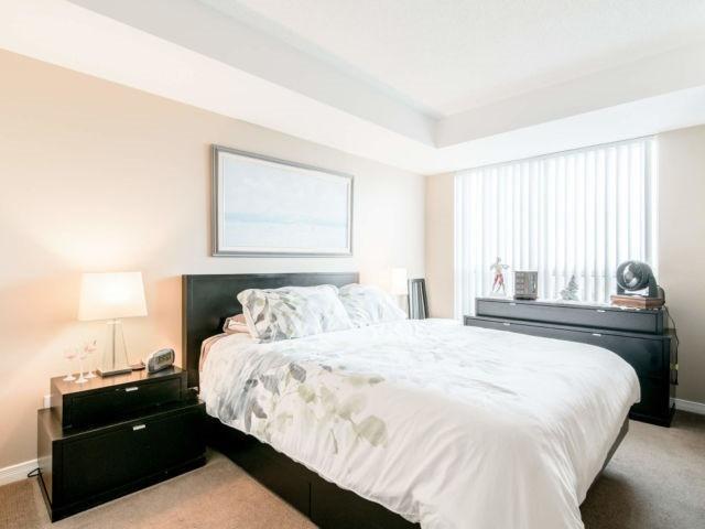 1002 - 2565 Erin Centre Blvd, Condo with 1 bedrooms, 1 bathrooms and 1 parking in Mississauga ON | Image 8