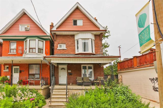 124 Hallam St, House detached with 4 bedrooms, 3 bathrooms and 1 parking in Toronto ON | Image 1