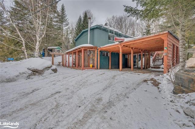 3837 Loop Road, House detached with 3 bedrooms, 1 bathrooms and 4 parking in Highlands East ON | Image 1