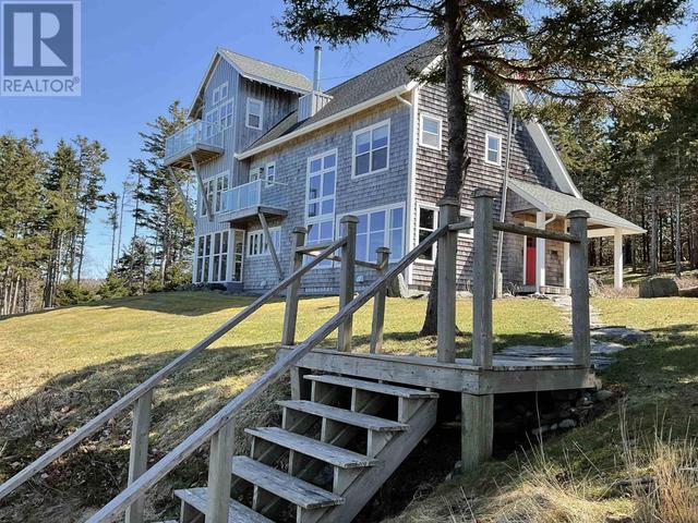 6950 Highway16, House detached with 3 bedrooms, 2 bathrooms and null parking in Guysborough NS | Image 12