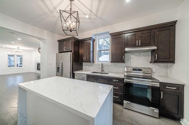15 Yarmouth Rd, House semidetached with 3 bedrooms, 5 bathrooms and 2 parking in Toronto ON | Image 4