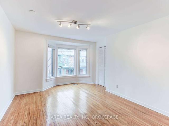 upper - 11 Salisbury Ave, House attached with 2 bedrooms, 1 bathrooms and 0 parking in Toronto ON | Image 15