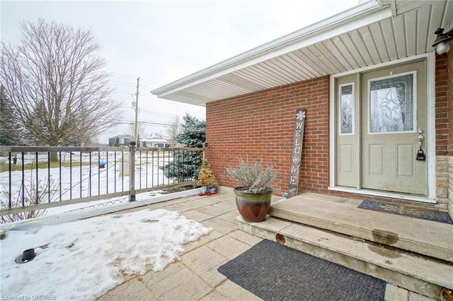 7560 No. 5 Side Road, House detached with 3 bedrooms, 2 bathrooms and 10 parking in Halton Hills ON | Image 38
