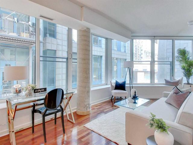 409 - 50 Camden St, Condo with 1 bedrooms, 1 bathrooms and 1 parking in Toronto ON | Image 3