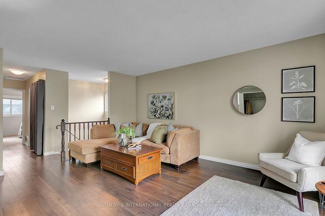 33 Lucas Lane, Condo with 2 bedrooms, 2 bathrooms and 2 parking in Ajax ON | Image 33